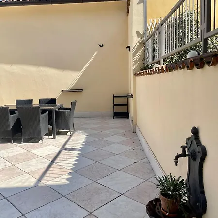 La Terrrazza Del Longobardo A Due Passi Dall'arena Apartment